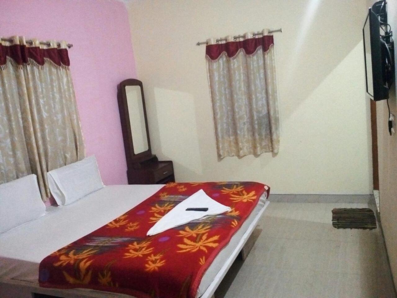 Sri Thanga Harish Cottage Yercaud Eksteriør bilde